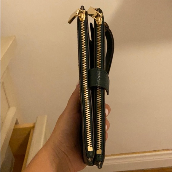 Michael Kors Double-Zip Pebble Leather Wristlet - Picture 4 of 4